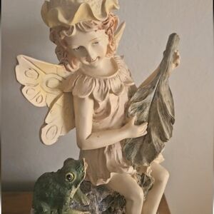 1l" Bisque Resun Statue Perched fairy playing a leaf to a frog Rare serene Vtg